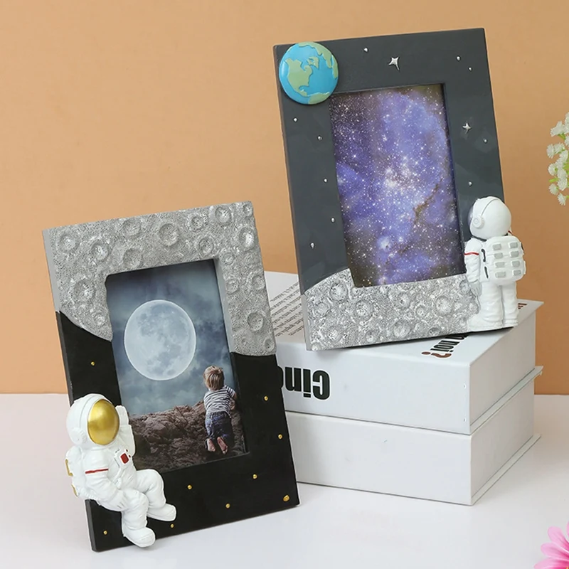 Astronaut Photo Frame Set-Up Wall-Mounted Couple Commemorative Home Desktop Decoration Puzzle Frame