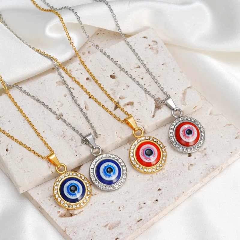 

Stainless Steel Devil's Eye Pendant Necklace Trendy Punk-Style Fashion Accessory Suitable for Men and Women
