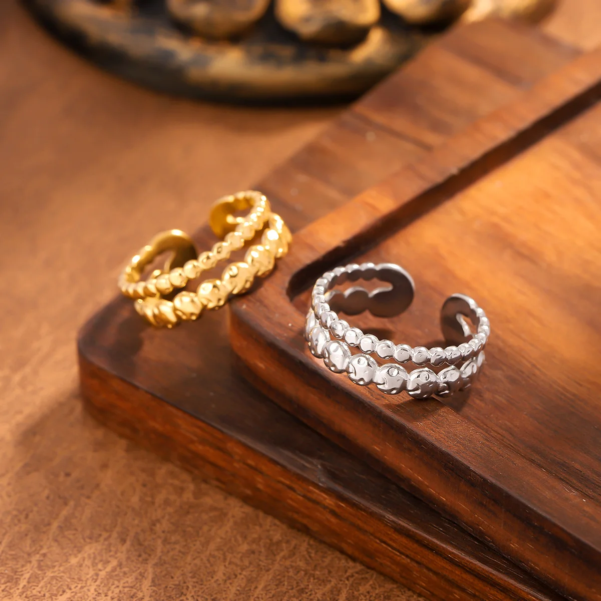 

Light luxury irregular round stainless steel ring, waterproof and non-fading heavy metal, with adjustable finger ring