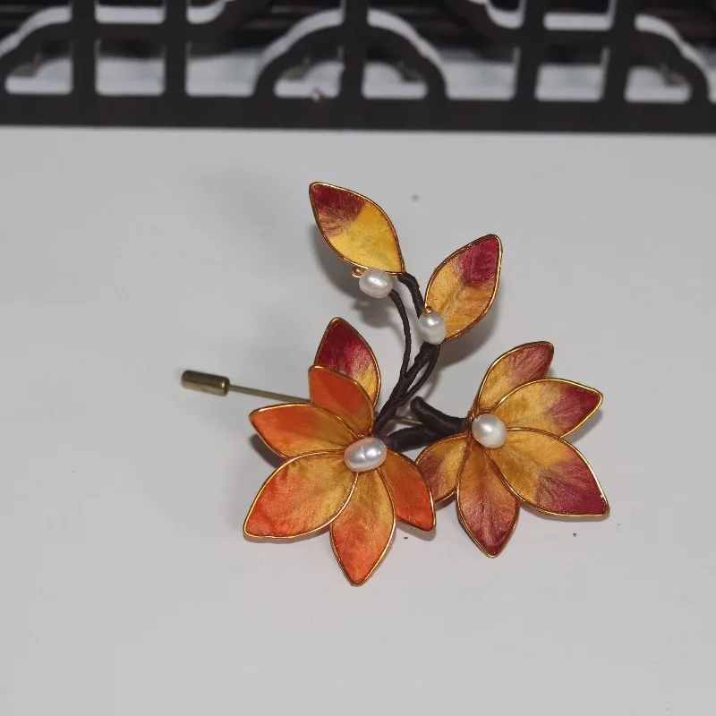 Heritage Velvet Flower Chinese Style Hanfu Maple Leaf Brooch Ancient Accessory Finished Elegant Gift for Women a Lovely Charming