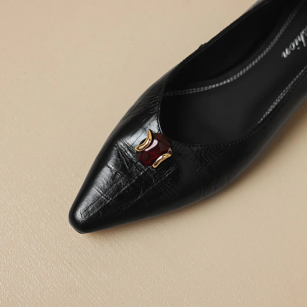 【JOCHEBED HU】Women's Handmade Genuine Leather pointed toe metal buckle slip-on quality soft elegant ladies Low heel shoes 34-40 view 3
