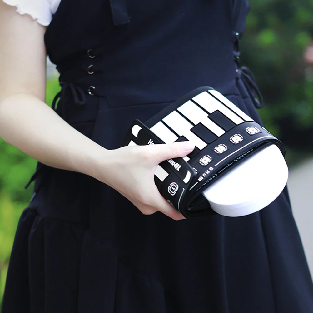 

Silicone 49-Key Roll- Piano Exquisite Workmanship Good Tone Built-in Speaker for Loud Sound Folding Travel Piano