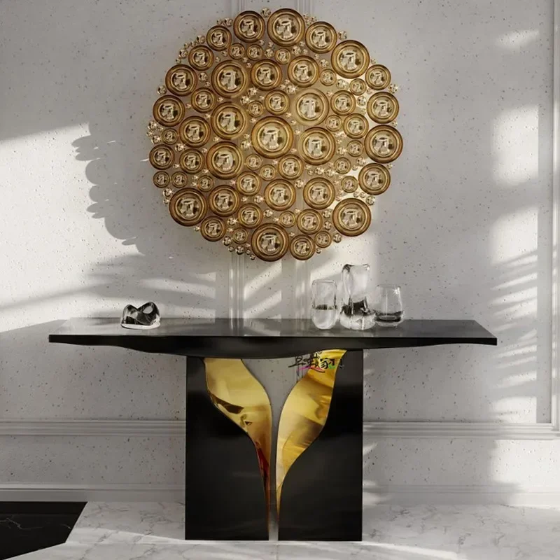 Mesa de lujo ligera, vestíbulo de Villa contra la pared, mesa de forma especial, mesa de porche de diseño creativo de acero inoxidable