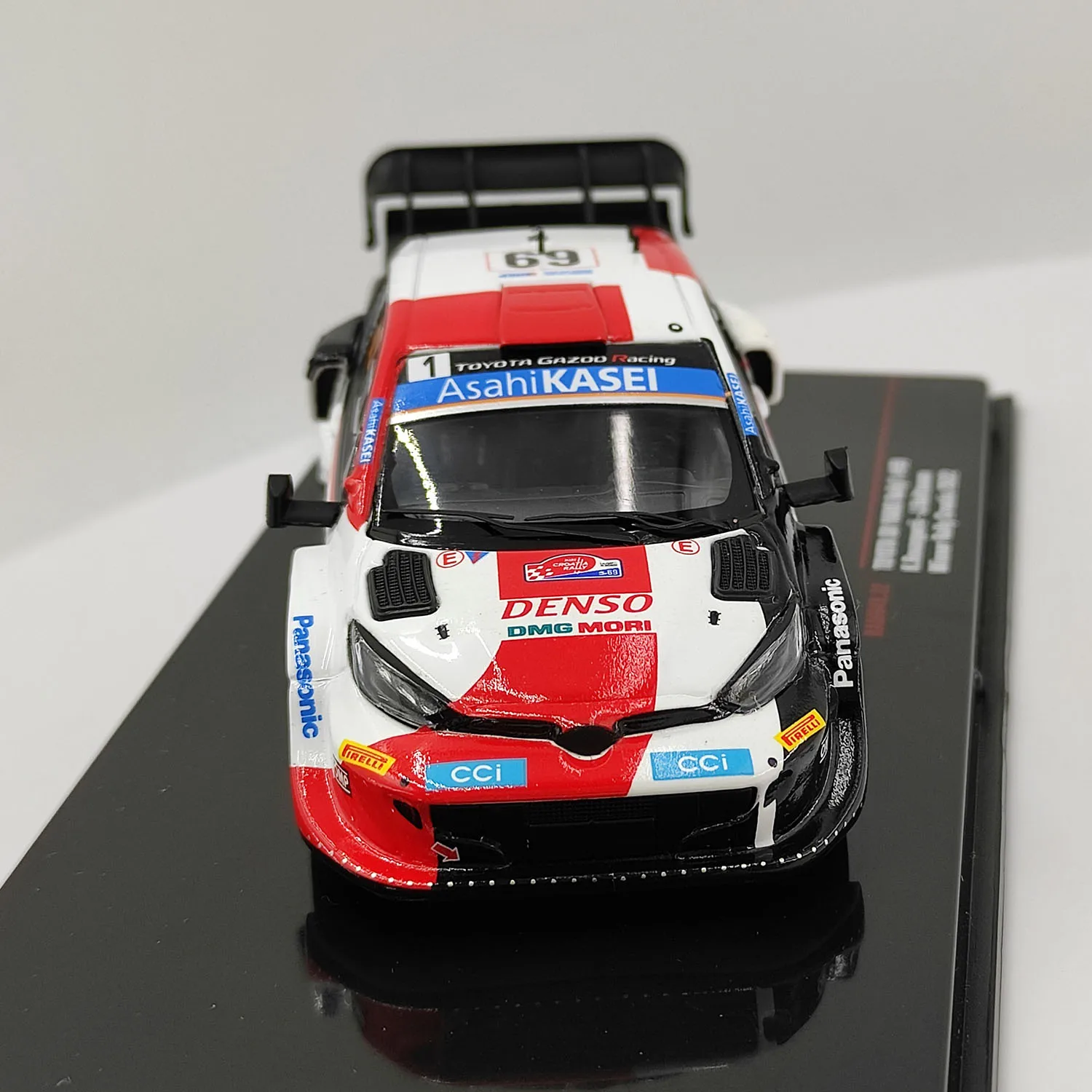 ミニパーツ 1/43スケール トヨタ ヤリス 69 ラリーカー 合金製カーモデル