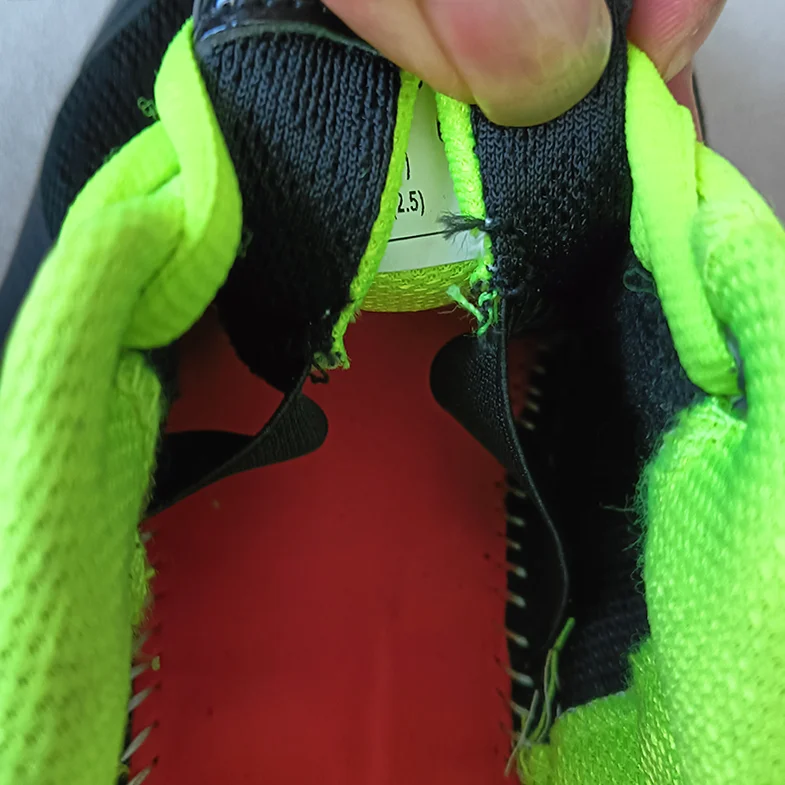 2025 New hot sale men's breathable sports tennis shoes badminton shoes men's women's sports shoes Anti-slip