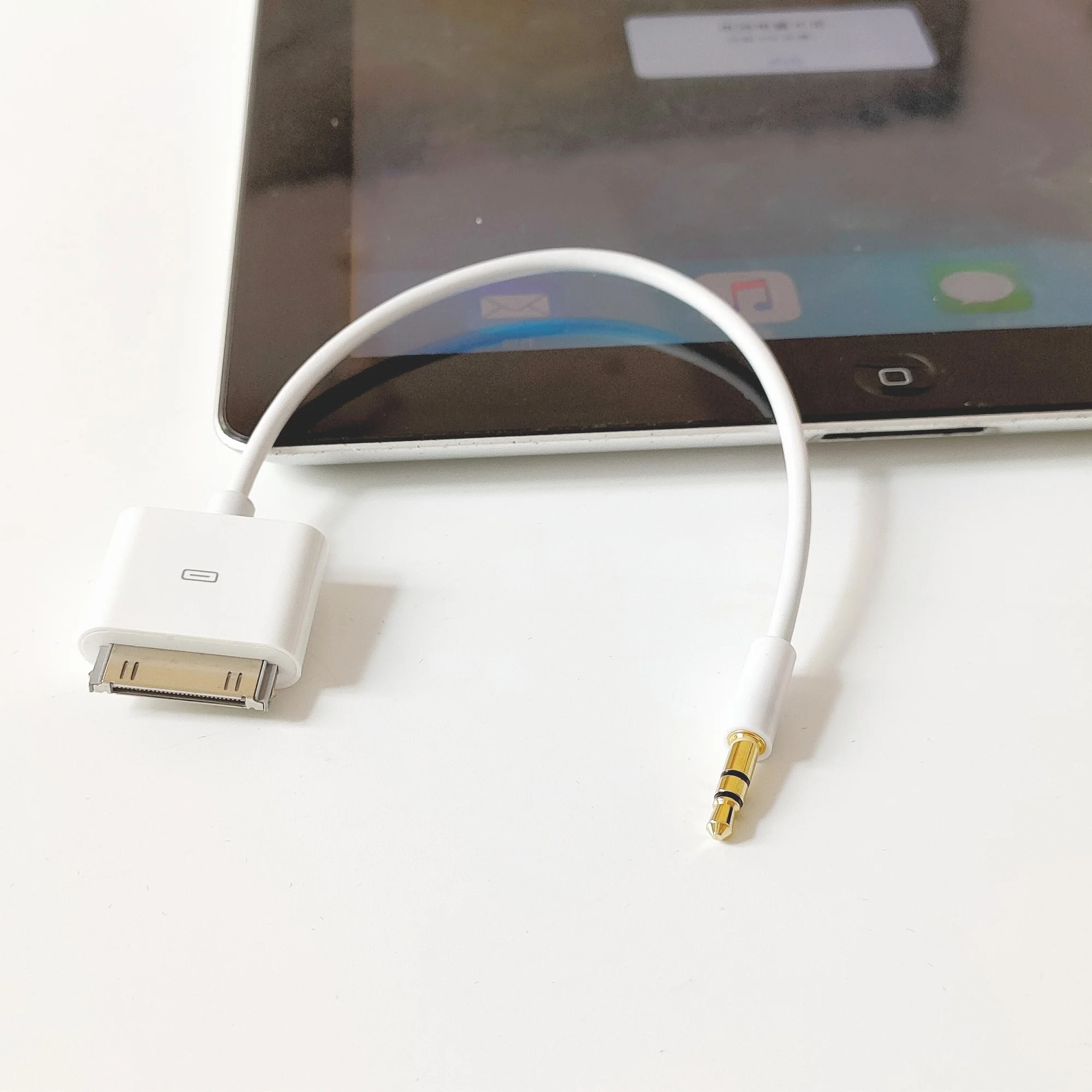 【即購入ok】動作品　第3世代iPod　ACアダプター付き thanks-electronic_ac-e30a-ug