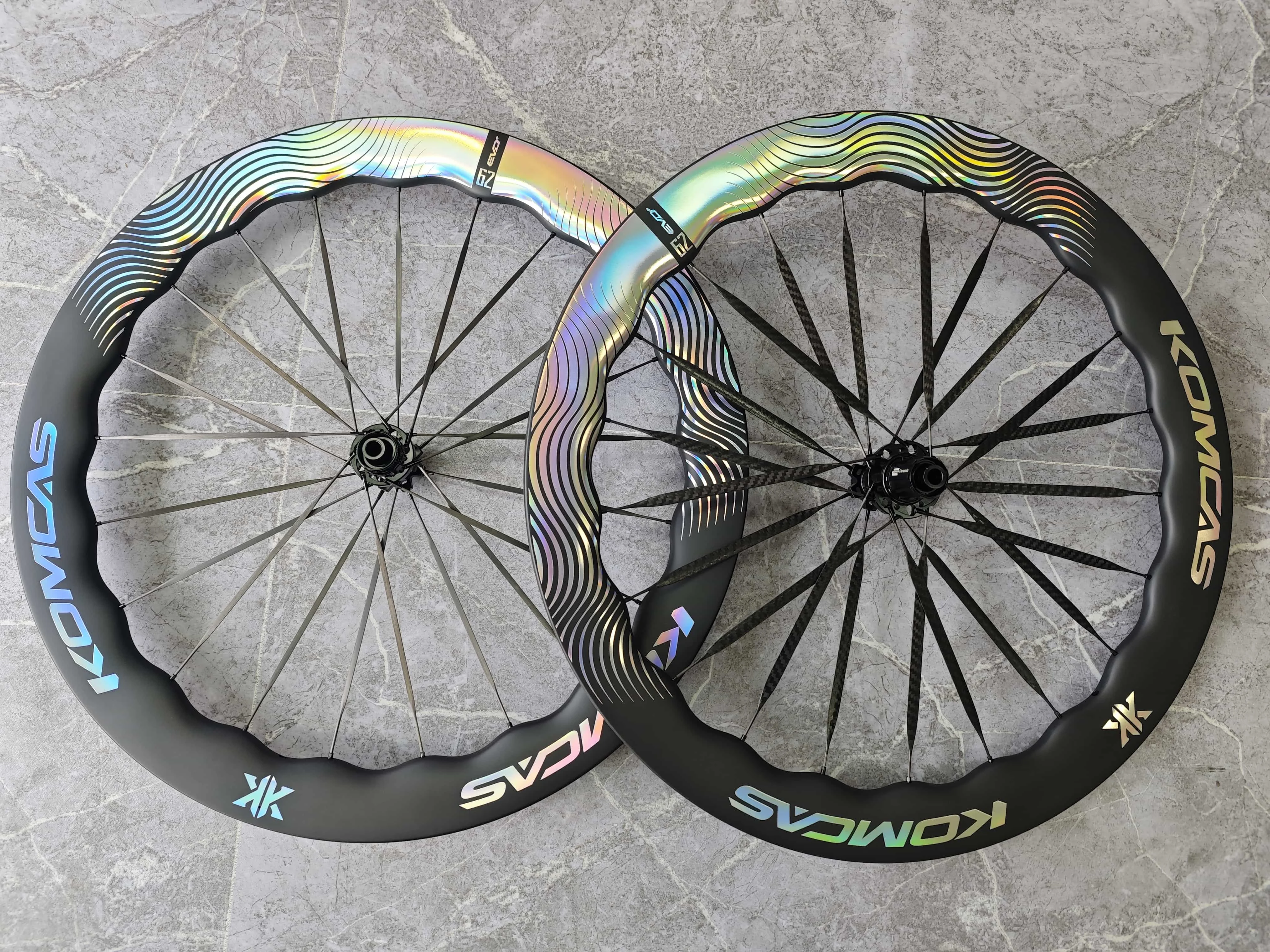 Komcas Carbon  Wheelset Super Colorful Xiangyun Road Bicycle Disc Brake Clincher Wheel Carbon 700C Front Rear 62mm DPD shipping