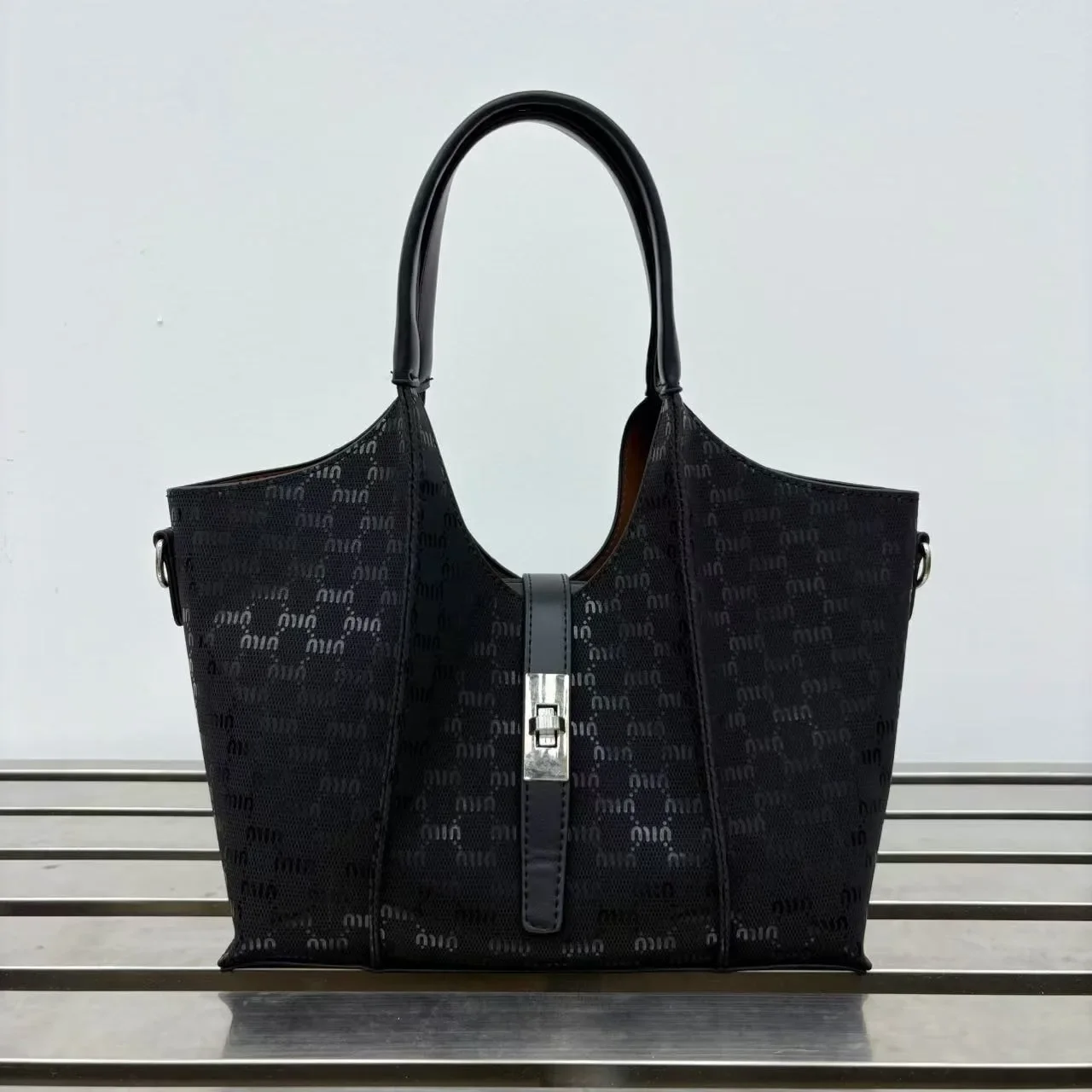 

Women's Shoulder Bag Leather Crossbody Messenger, Famous Designer Handbags Classic Elegant Tote For Professional And Casual