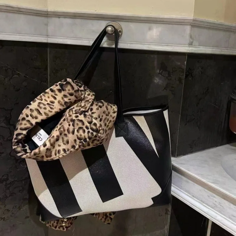 Neue Umhängetasche 2025, Rallye-Einkaufstasche, Modetrend, einzelne Umhängetasche, große Kapazität, Pendlertasche