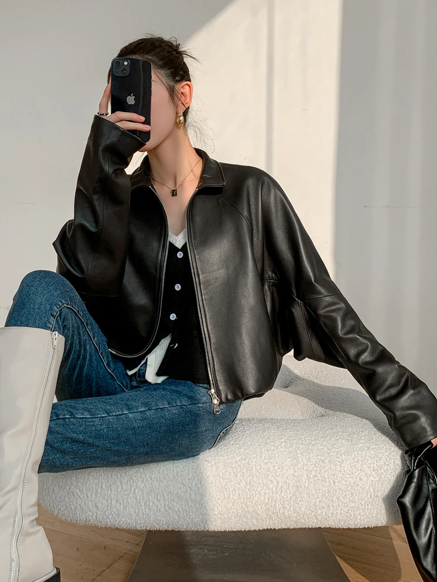 

Black Short Leather Jacket Women's Coat 2026 Autumn Winter New Style High-End Unique Super Beautiful Small Size Commute Style