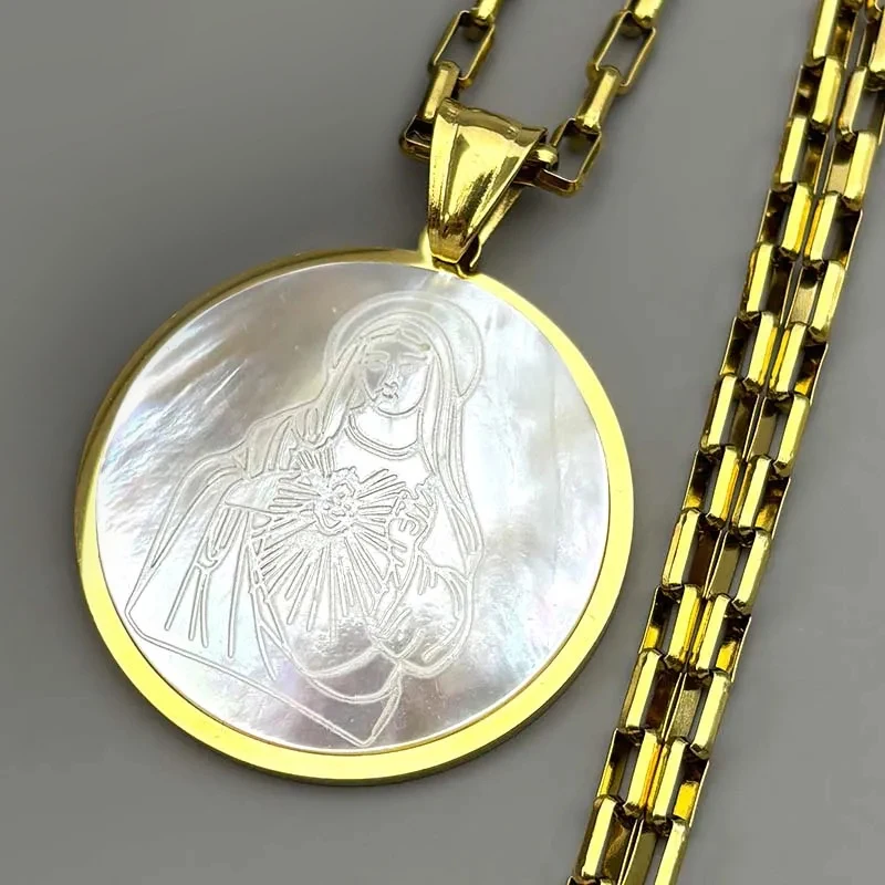 

Virgin Mary Chathilic Pendant Necklace For Women Men Stainless Steel Gold Color Natural Shell Guadalupe Lady Chain Jewelry
