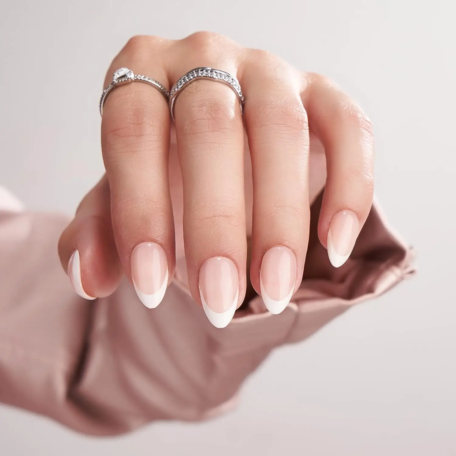 

Short Almond French Tip Press On Nails - Soft Gel Glue On Nails, 16 Sizes, 32 Nails Kit