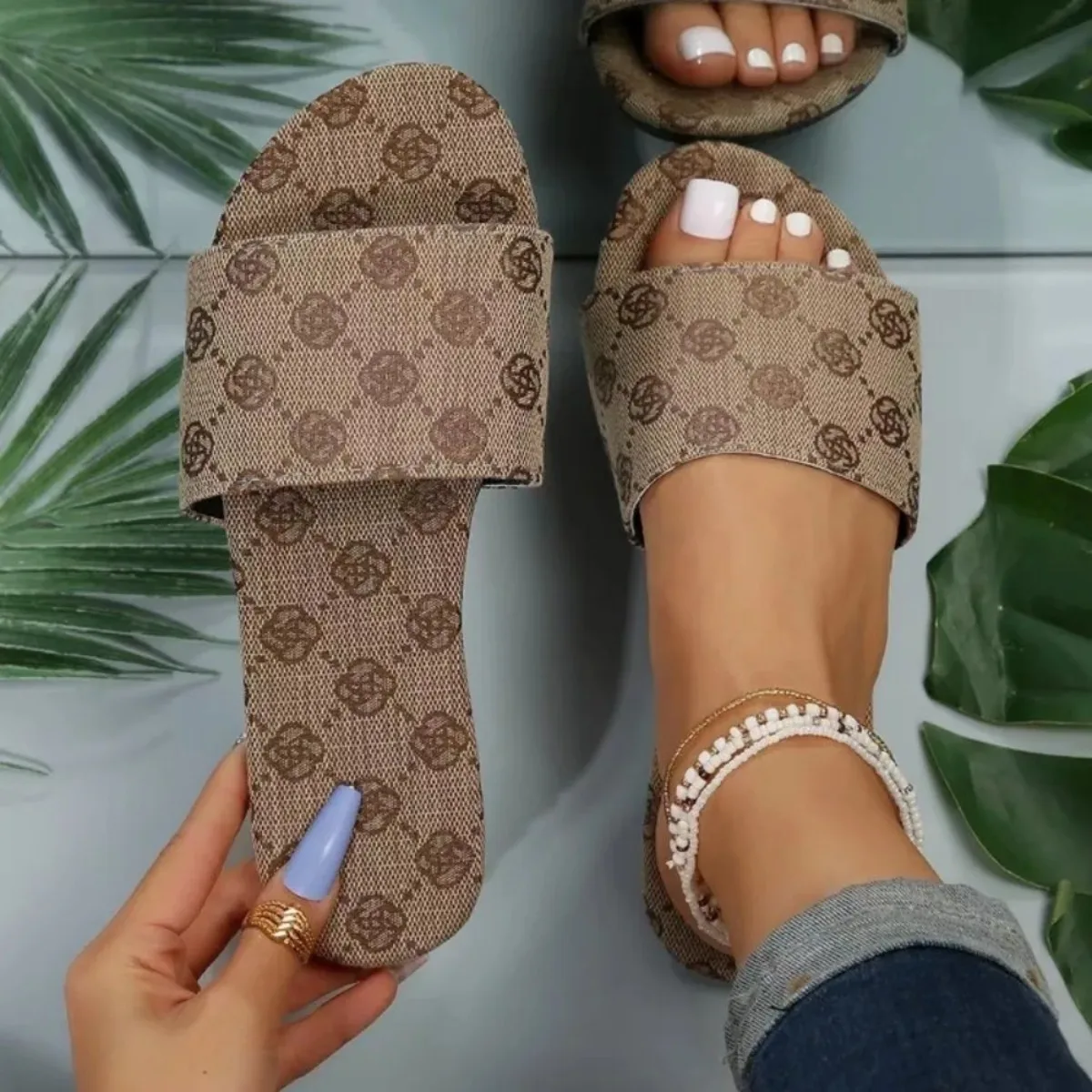 

Women Luxury Floral Slide Sandals Fashion Casual Flat Modern Slippers Summer Outdoor Beach Large Size Khaki Grey Sexy Slides New