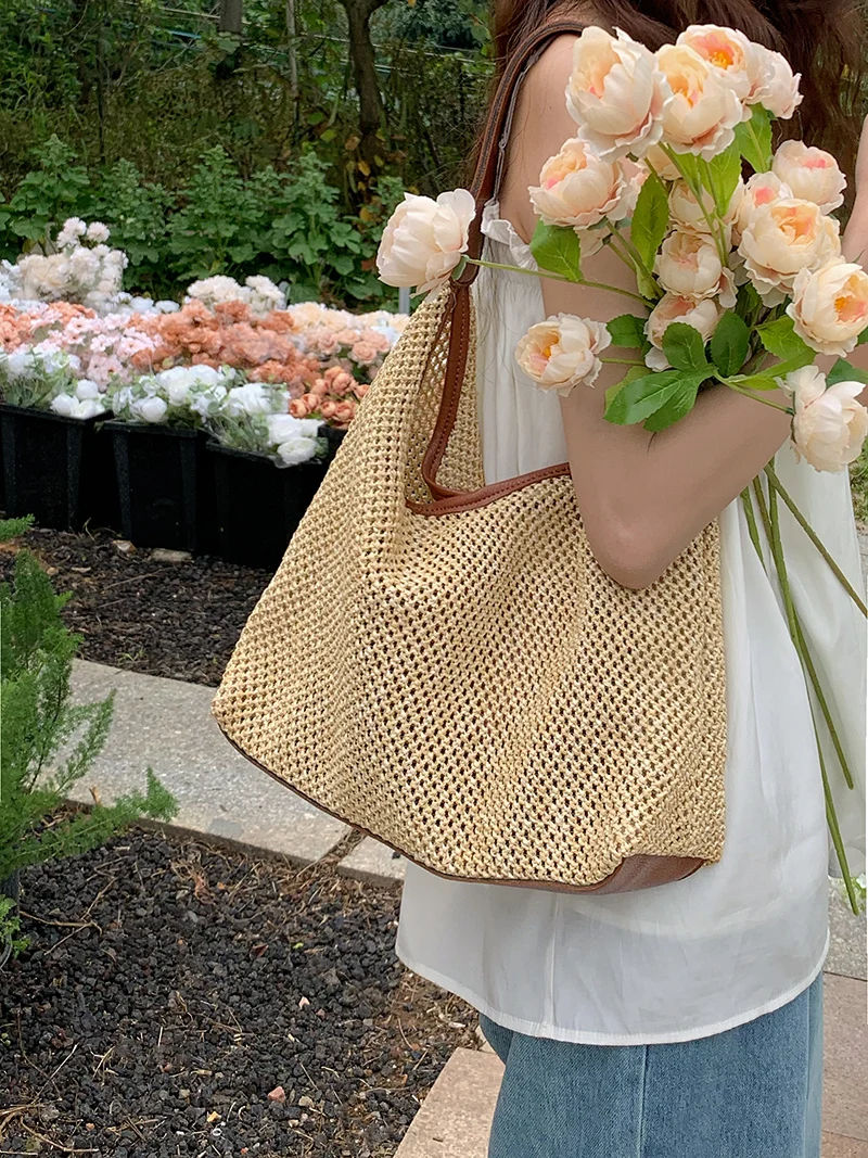 

Retro Women Handle Tote Bags Hollow Out Woven Shoulder Bag Large Capacity Summer Composite Beach Pack Female Casual Outfit Bolsa