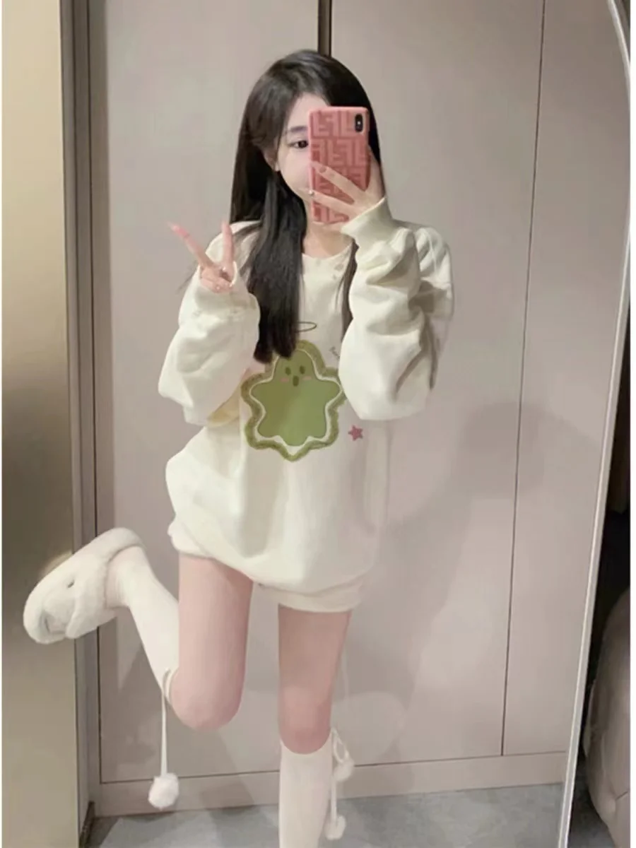 여성용 크롭 스웨트셔츠 가을 여성 의류 멀티 숄더 핸섬 크롭 베이스 액티브웨어 틴 슬리브스 불규칙한 디자인