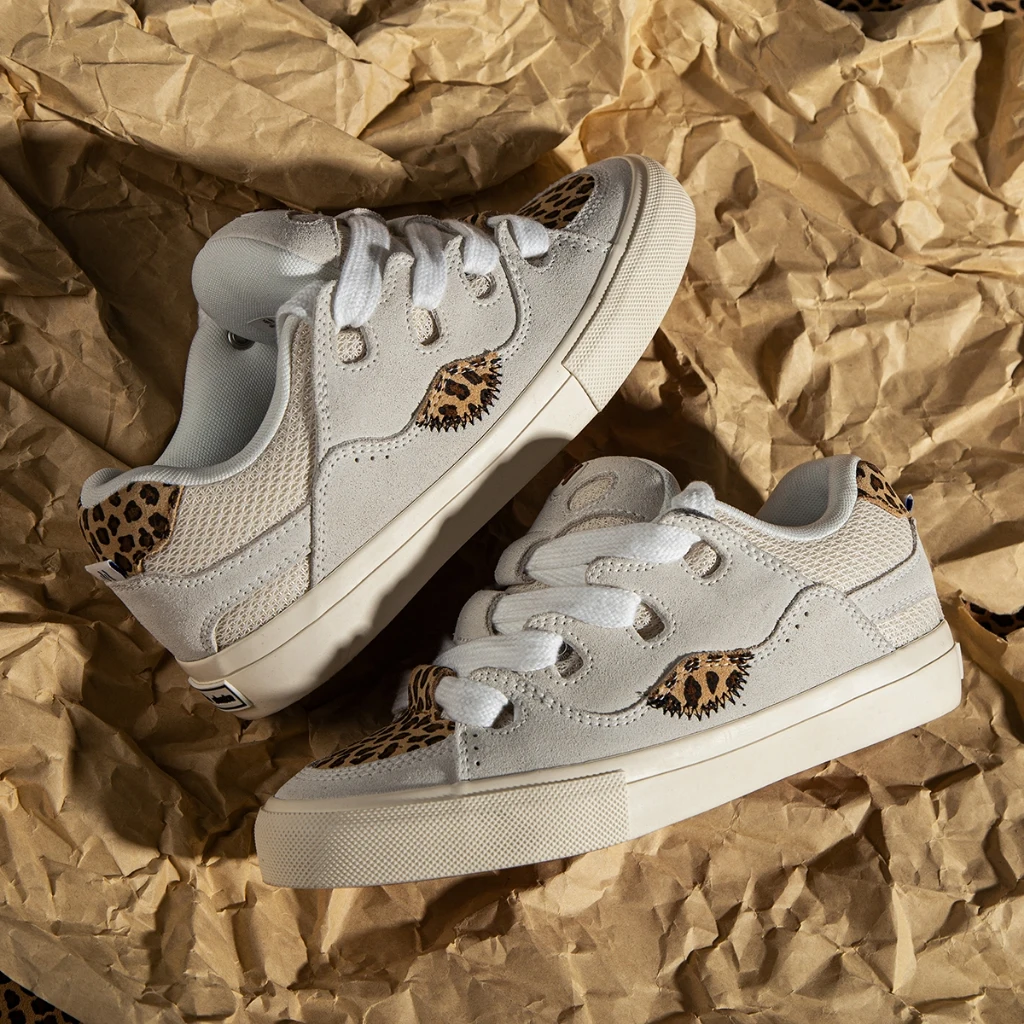 Ollieskate BAKE Leopard Print Suede Canvas Patchwork Bread Shoes  Skateboard Shoes Unisex Casual Sneakers For Men Women