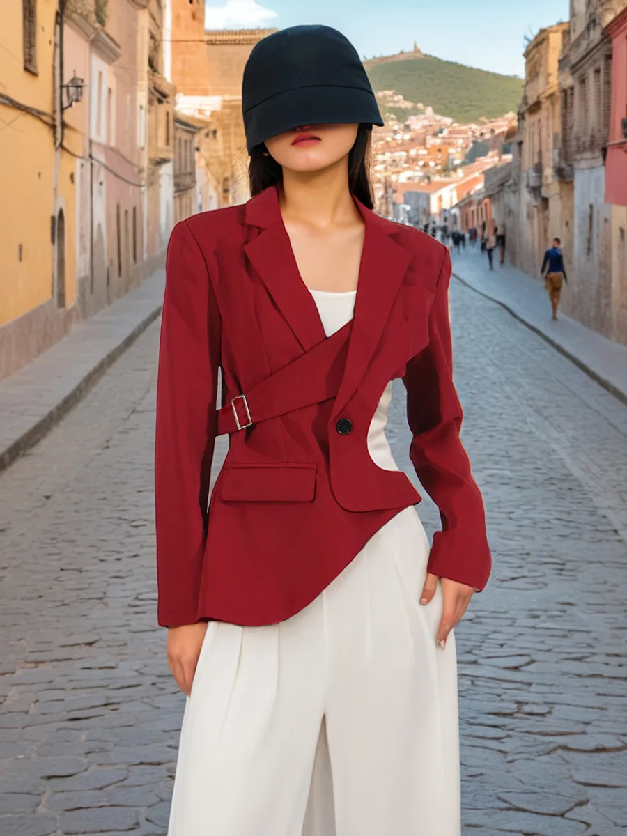 SANCCHOUSE 2025 Winter New Women’s Vintage Casual Blazer, Fashionable Hollow Design, Elegant High-End Feel