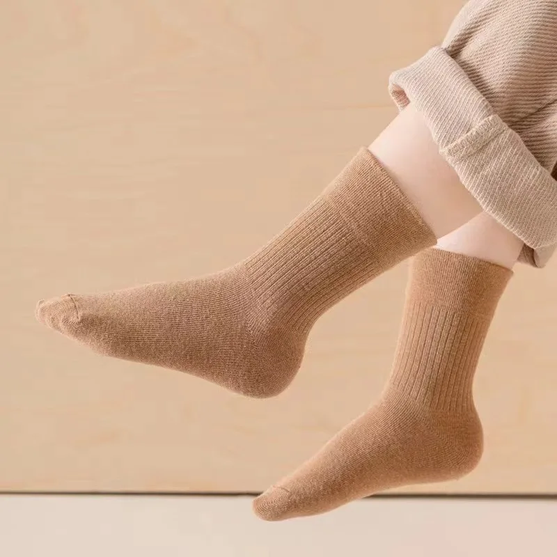 5 أزواج من جوارب الأطفال، جوارب البنات، جوارب أنبوبية متوسطة، جوارب كاجوال للطلاب بلون سادة للخريف/الشتاء #4