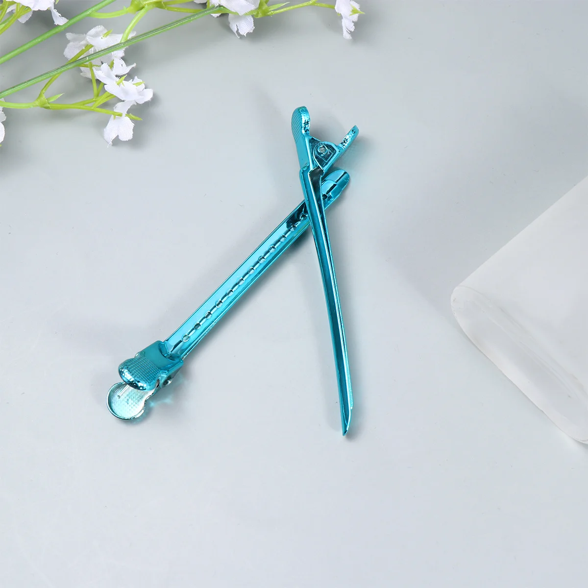 

6Pcs Hairdressing Clips Metal Salon Styling Clips Spring Installed Hair Coloring Partition Positioning Blue Hairdressing Clip