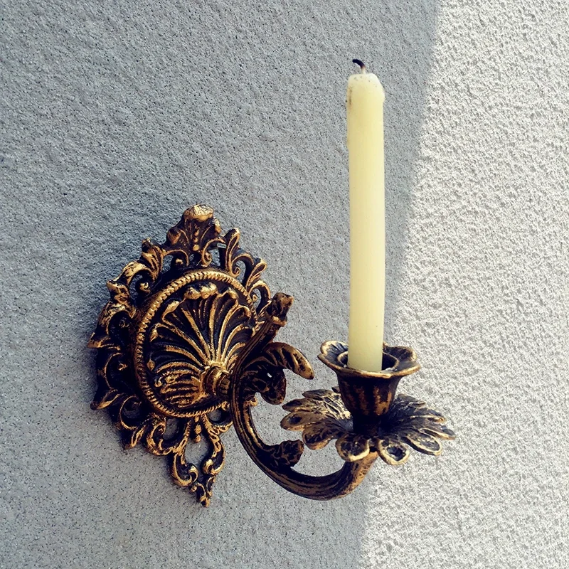 Cast Iron Wall Mounted Candlesticks Holder Vintage Gold With Emblem Shape Base Home Candle Display Handmade Art for Indoor Decor