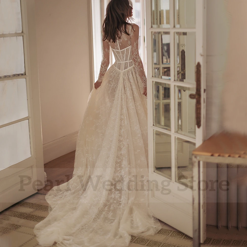 Illusion Tulle and Lace Wedding Dress High Neck Long Sleeves Classic A-Line Floor Length Bride Zipper Sweep Train Gowns Robe