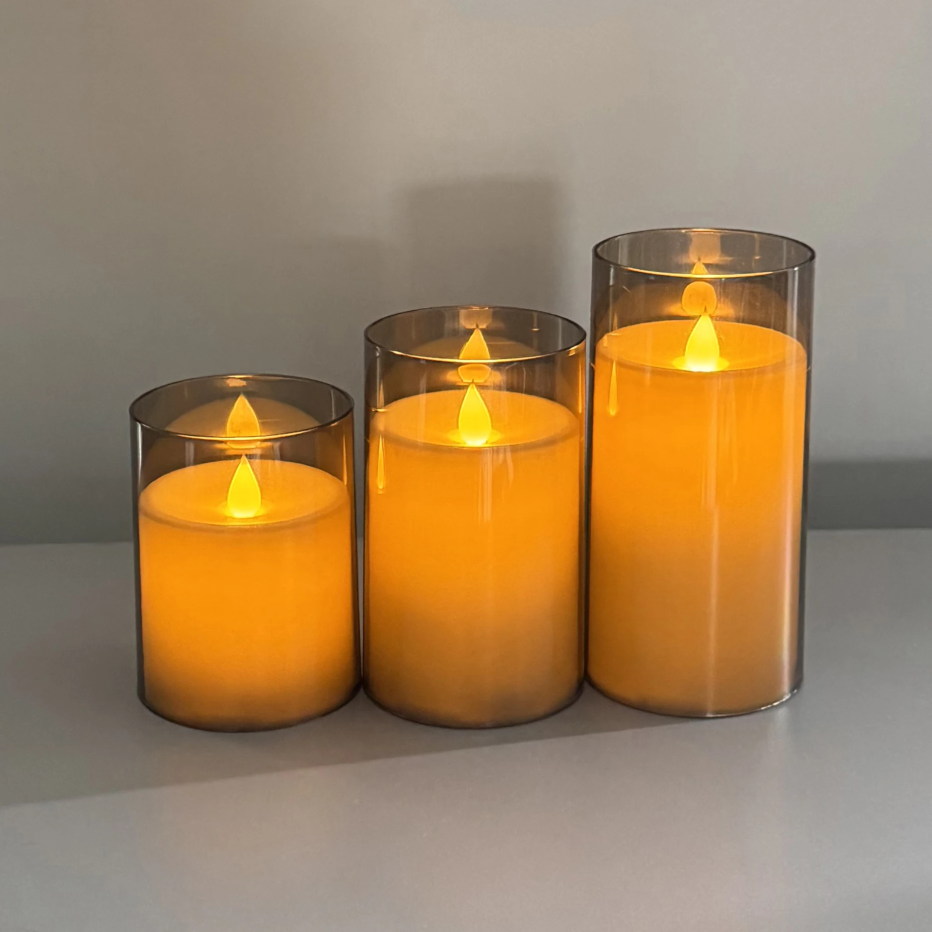 Vela electrónica sin llama de 3 uds hecha de material ABS con luz de vela de control remoto, vela electrónica gris avanzada