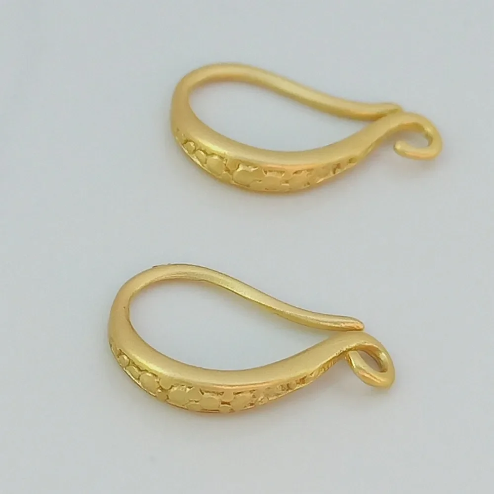 

18K Gold-plated Matte Sand Gold 9-shaped Ear Hook Earrings, Simple Handcrafted Diy Accessory Material