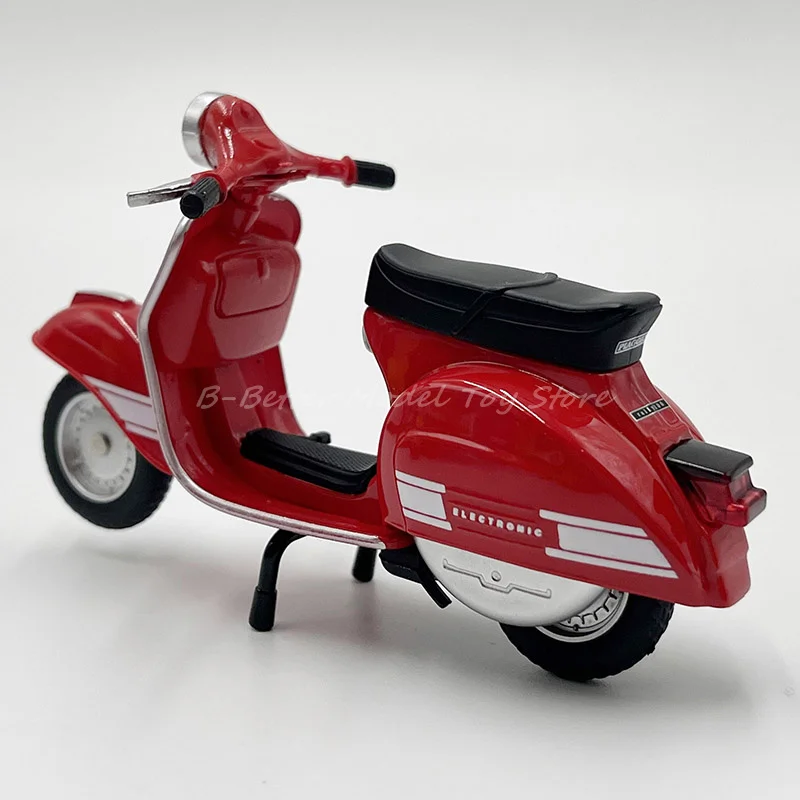 1:18 Diecast Motorcycle Model Toy 1976 Vespa 200 Rally For Collection