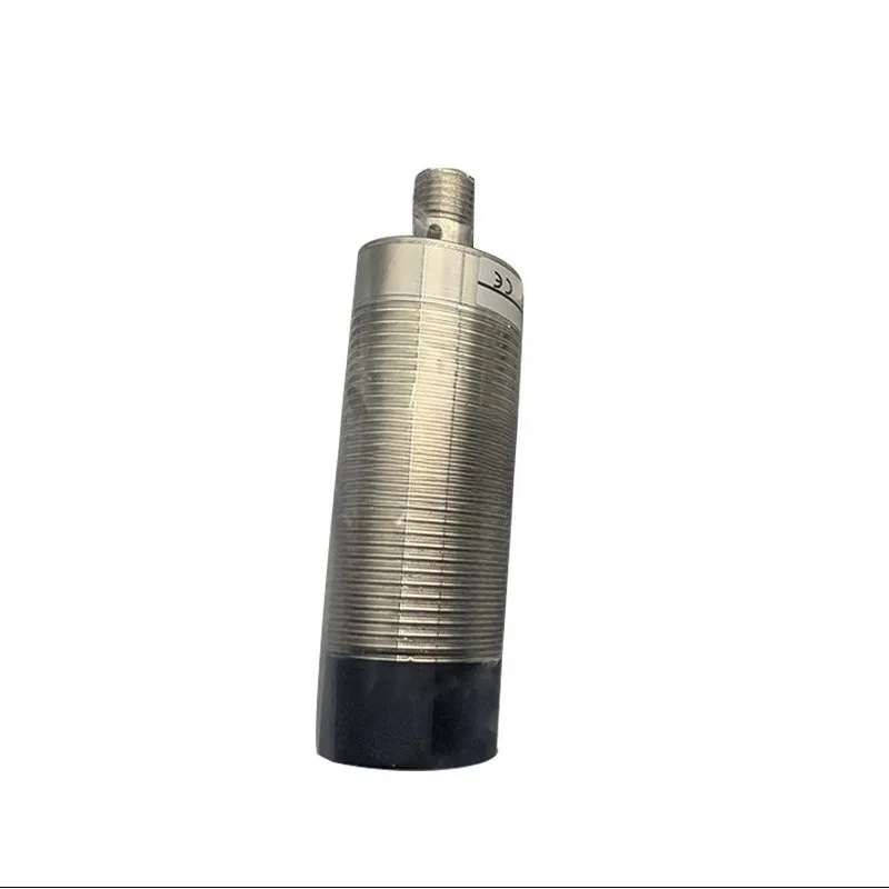 Proximity switch CR30CF10DPO-E2