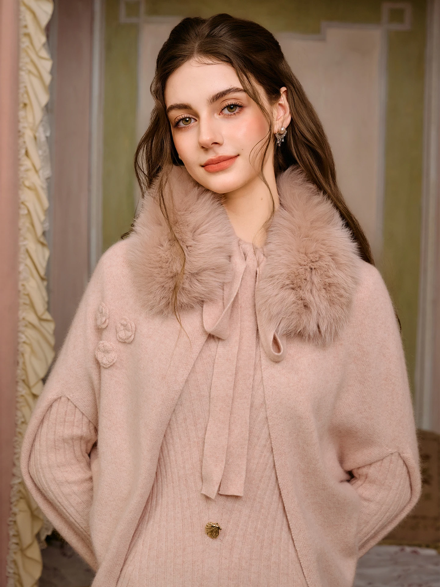 

Reve Rieffon Handmade Knitted High Ratio Bear Fur Coat Fur Collar Autumn Winter Women's Long Sve Sweater Simple Sle