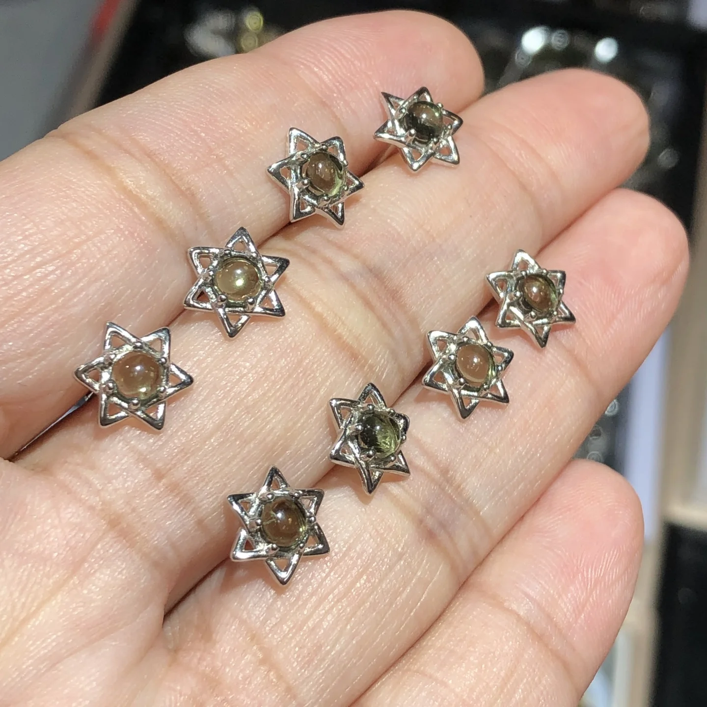 1Pc Fengbaowu Natural Moldavite Earring Round Cabochon 925 Sterling Silver Star Reiki Healing Stone Jewelry Gift Men Women