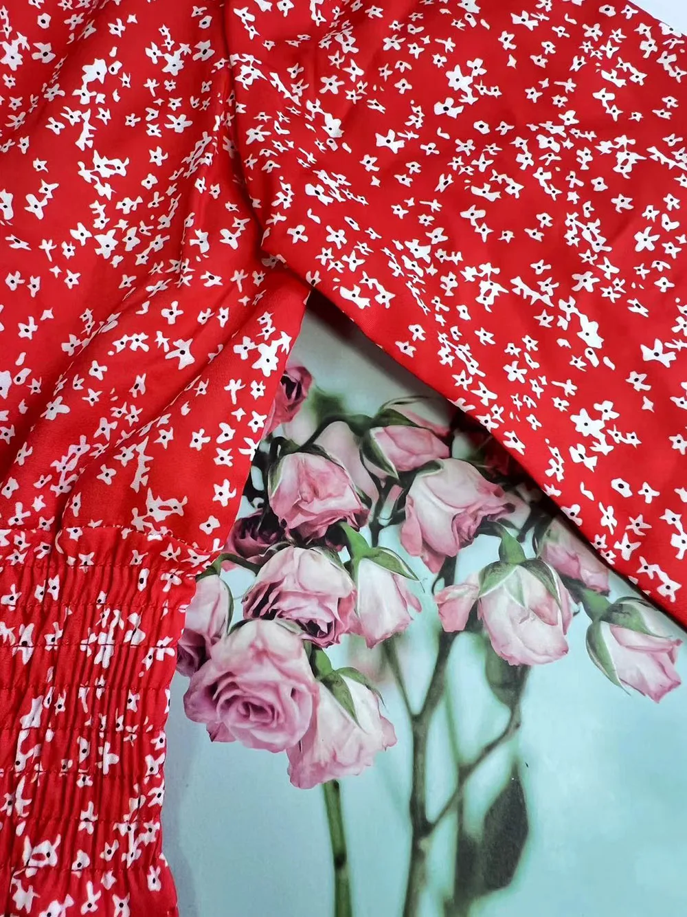 French temperament super good-looking a word floral short dress spring dress women 2024 new high-grade early spring V-neck skirt