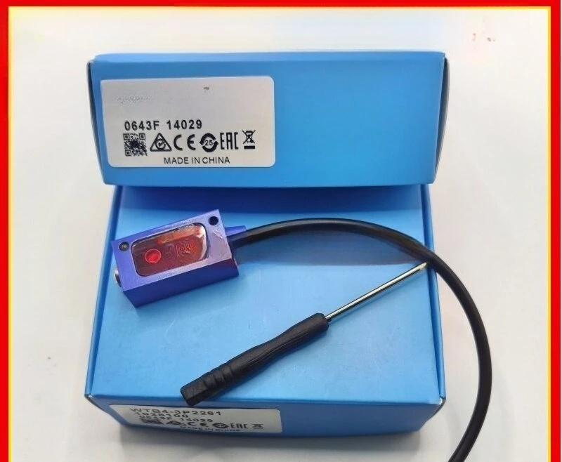 WTV4-3P3441S38/3P3122/3N1321S49/2N112S28/3N1341/3P2141 Photoelectric Sensors–Mini BGS Proximity Sensor,4-50mm, PNP/NPN, 10-30VDC