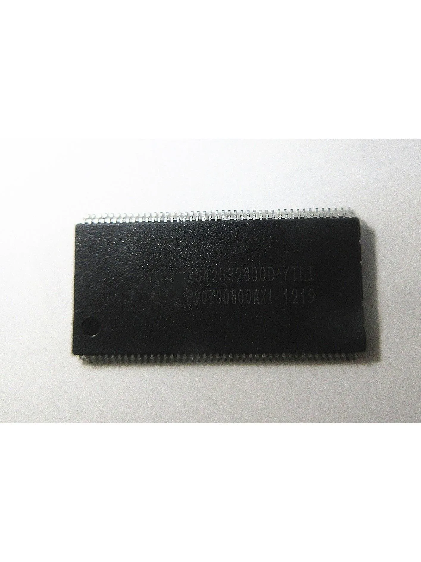 Circuit intégré IS42S32800D-7TL 10 pièces