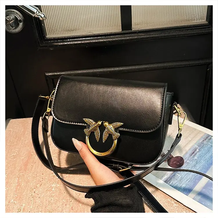 Minimalist Classic Leather Diaper Bag For Women Designer Large Capacity Tote Luxury Elegant Vintage Fashionable Commuter Bag