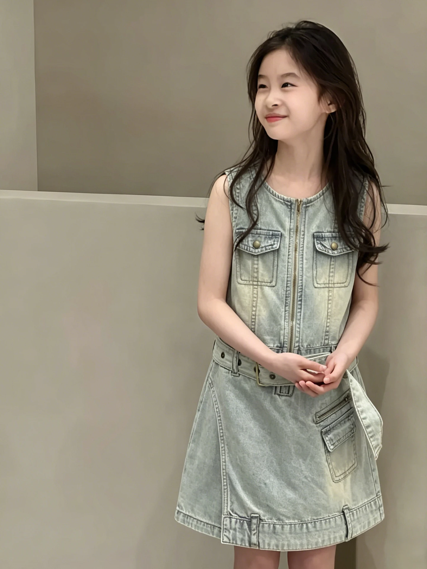 

Retro Style Girls Dress Children's Skirt Summer Fashion Unique Vintage Denim Vest Dress Cute Short Skirt No Sleeve round Neck