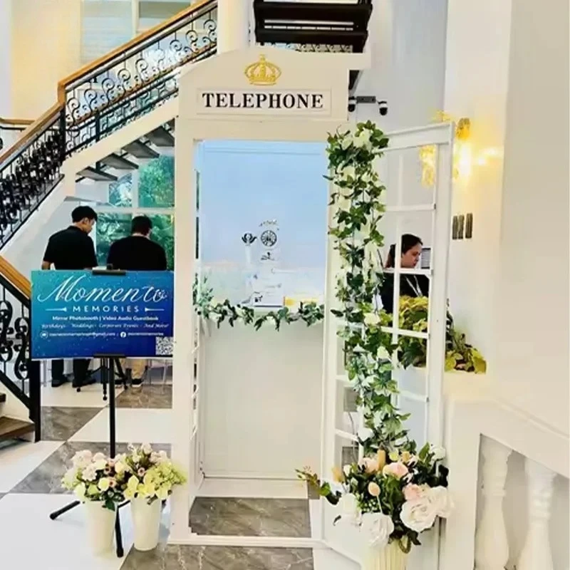 Smooth And Bright Pink Metal Arched Phone Booth With Pink Flowers, London Wedding Phone Booth, Suitable For Party Events And Wed