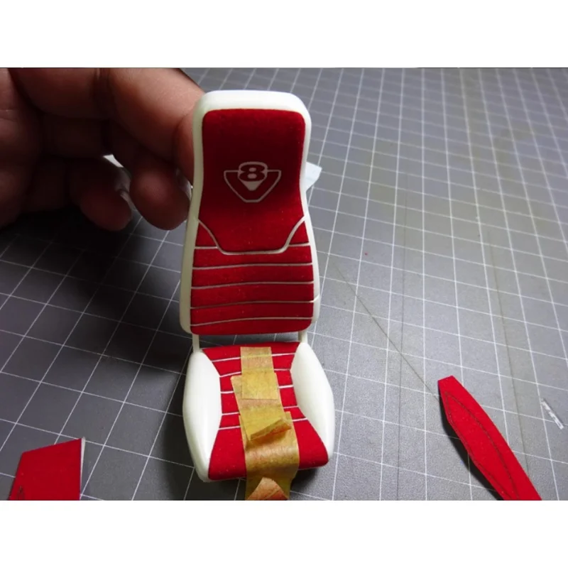 1pcs Simulation Seat Suede Sticker Decorate for 1/14 Tamiya RC Truck Trailer Tipper for Scania R620 R470 56323 RC Accessories