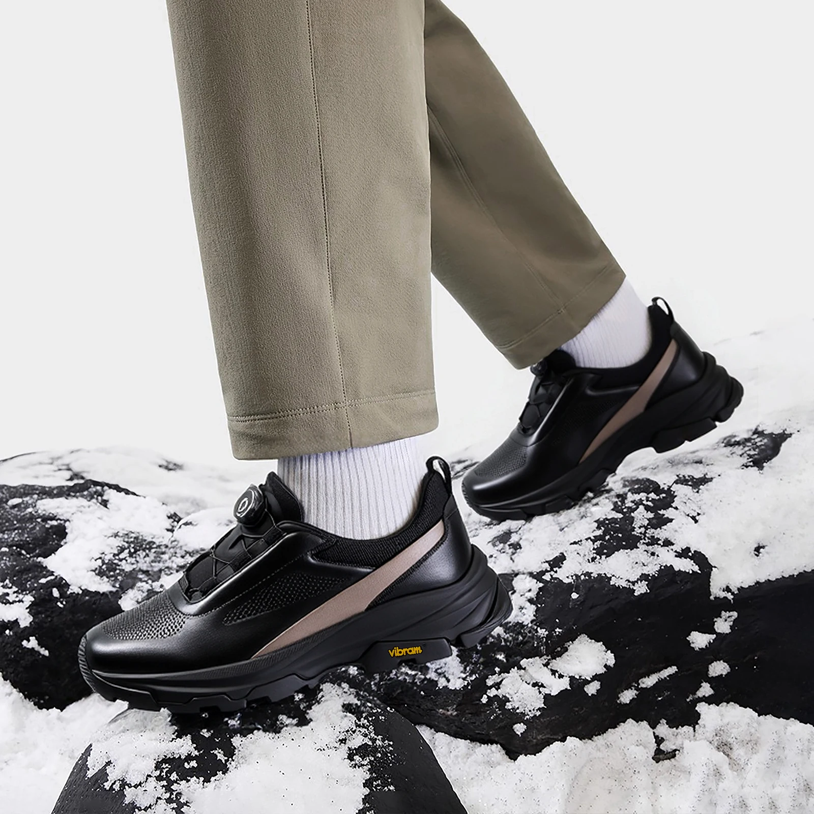 Minimalist Color-block Design Classic Men's Casual Shoes Lightweight and Comfortable Stylish and Versatile