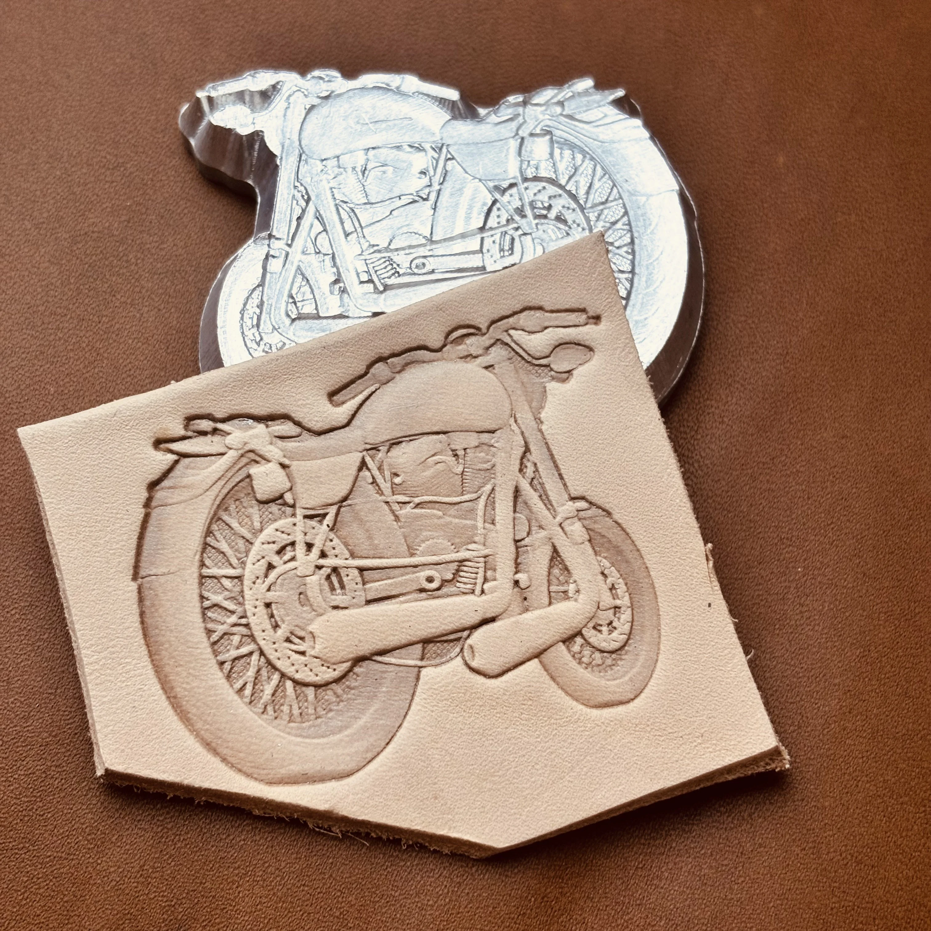 

3D Motorcycle Pattern Leather Embossing Mold Leather Carving Stamp Leathercraft Tool Pressing Stamping Stamper Shaping Molds