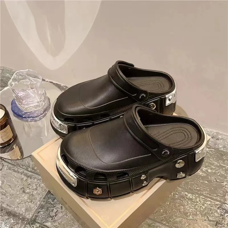 

Туфли женские на платформе с заклепками, повседневные кроссовки в стиле панк, креативная металлическая фурнитура, массивные лоферы, тапочки для улицы, лето