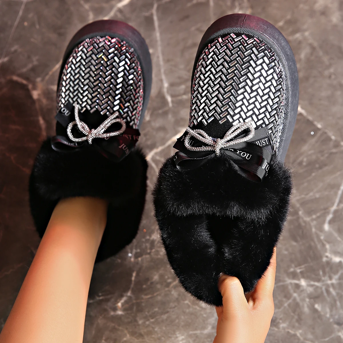 Fashion Glistening Women Ankle Boots Fur Warm Winter Platform Boots Thick Sheep Wool Snow Boots Non-slip Ladies Casual Shoes