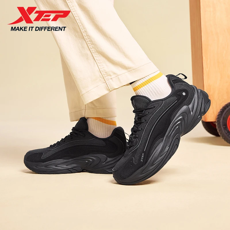 

Xtep Casual Shoes For Man 2025 Winter Street Style Support Durability Leisure Outdoor Rubber Rebound Retro Sneakers 875419320003