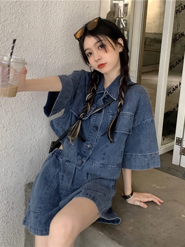 

Темно-синий джинсовый комплект женский летний новый Sle College Wind Salt System Sweet Cool Spicy Girl Свободный повседневный комплект из двух предметов