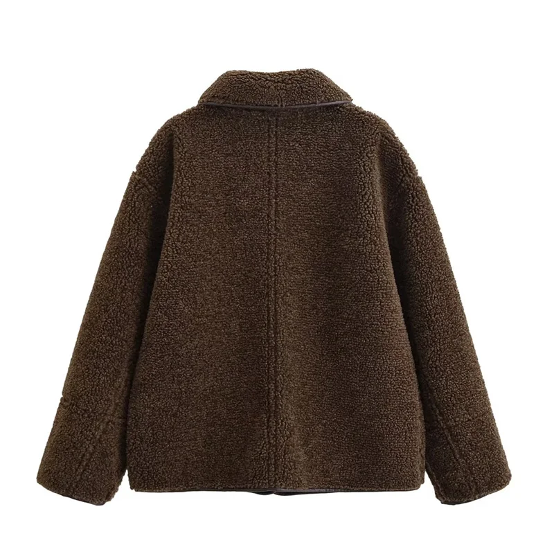 سترة نسائية 2025 خريف/شتاء جديد بني عميق كم طويل فو شيرلينغ عكسها معطف دافئ عصري وأنيق