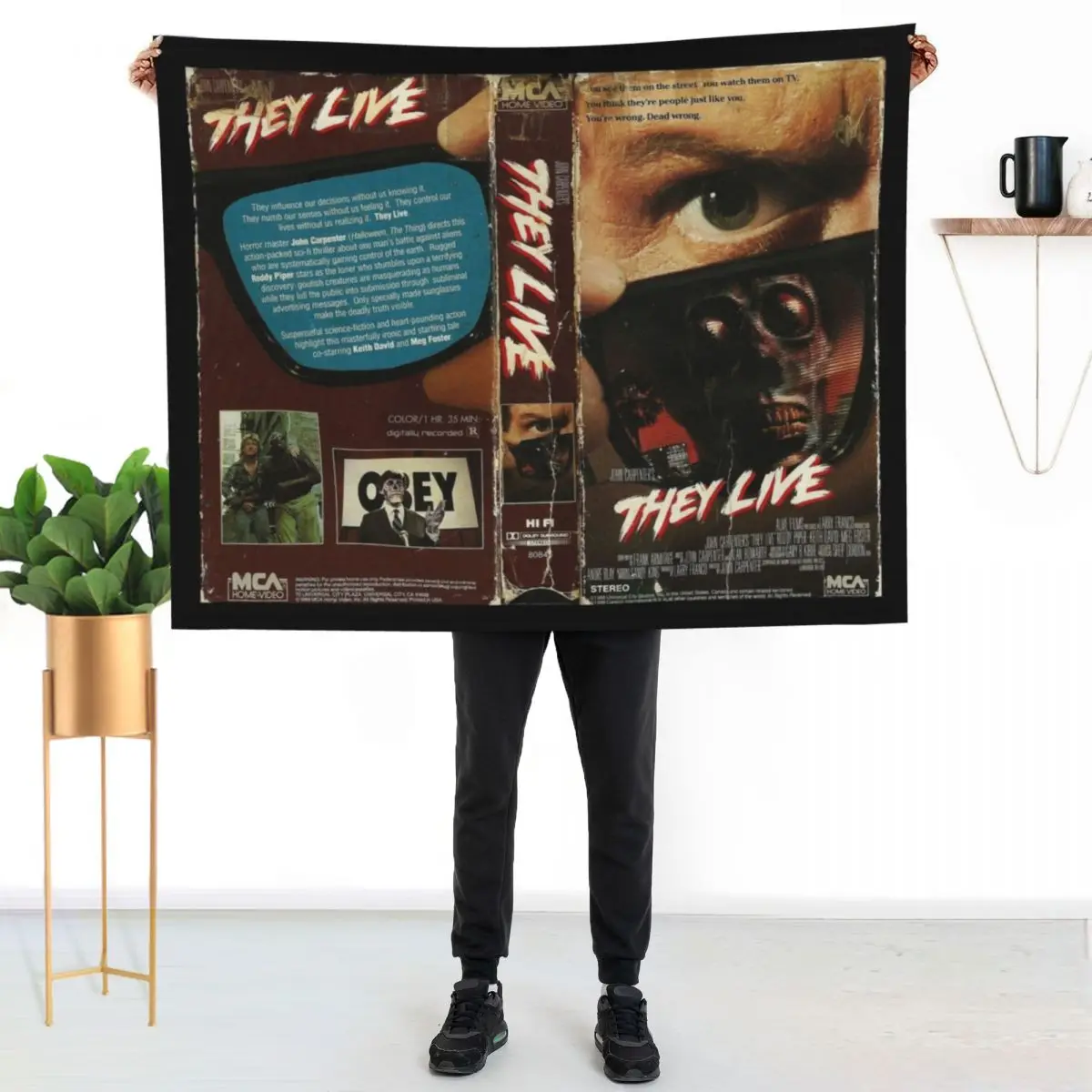 

Horror VHS Cover Art Throw Blanket Long Lasting Soft Plush Blanket for Daily Use