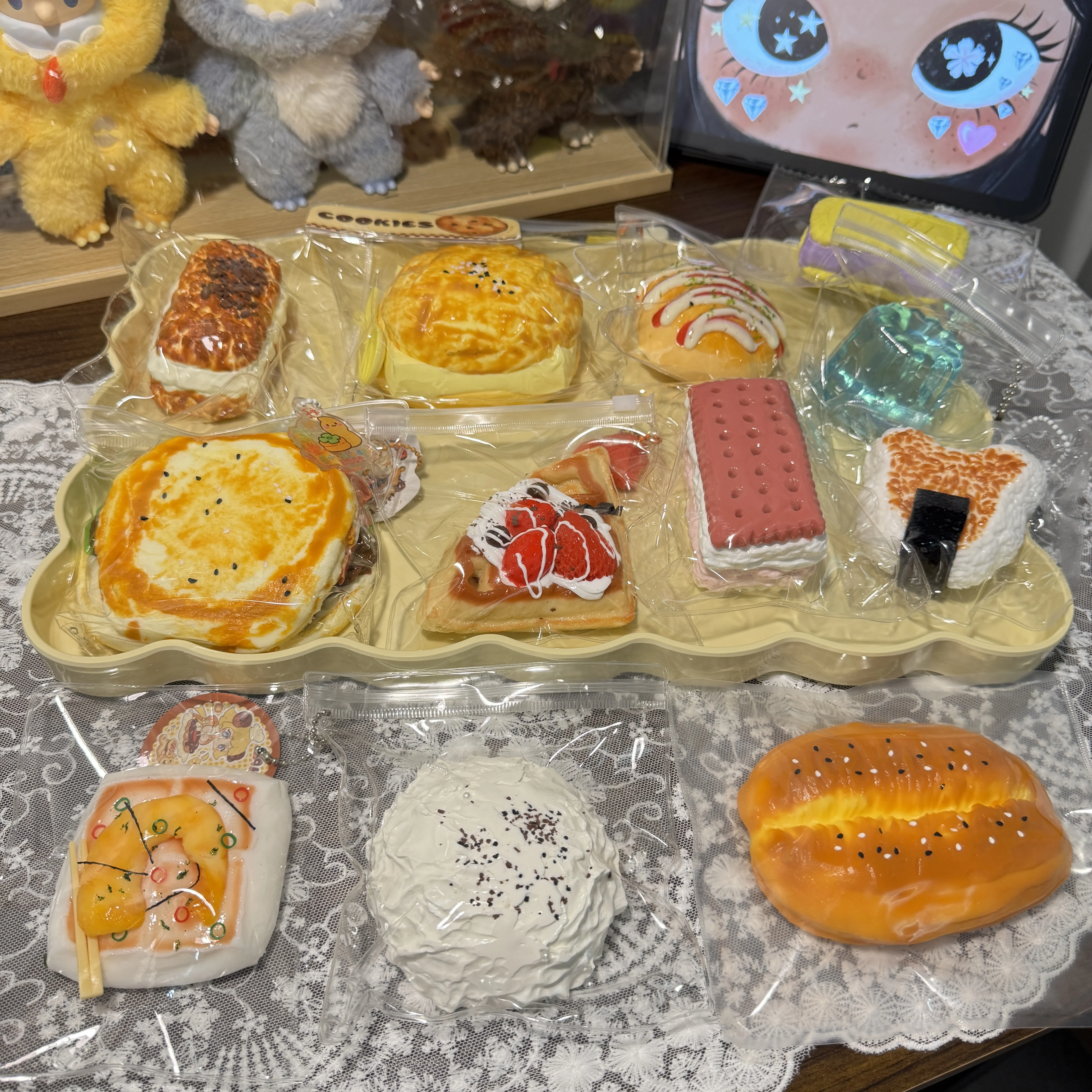 

Dessert Taba Squishy Toy Food-Series Fidget Toys Waffle Cake Pastry Mochi Squishy ASMR Anti Stress Relief Toys for Adults Gifts