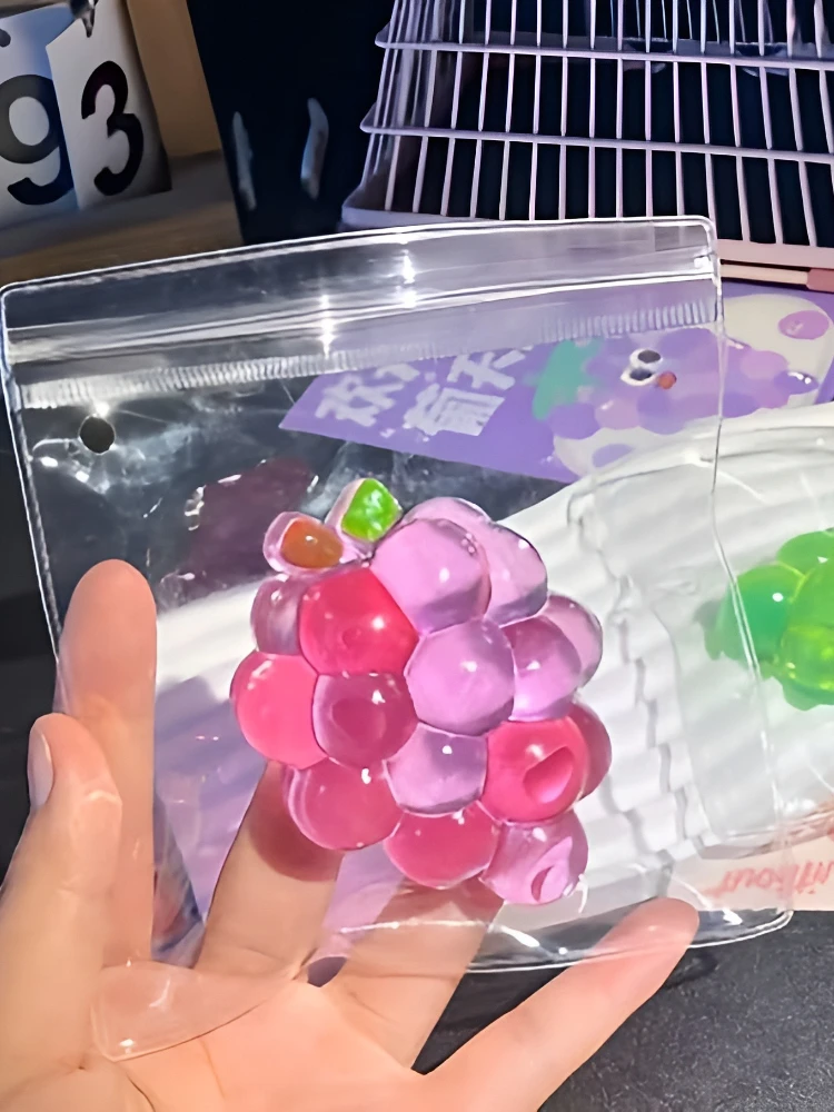 Squishy Frucht Trauben Zappelspielzeug Squeeze Stress Relief Handspielzeug Anti-Angst Obst Dehnbar Langsam steigendes Spielzeug Kreatives sensorisches Spielzeug