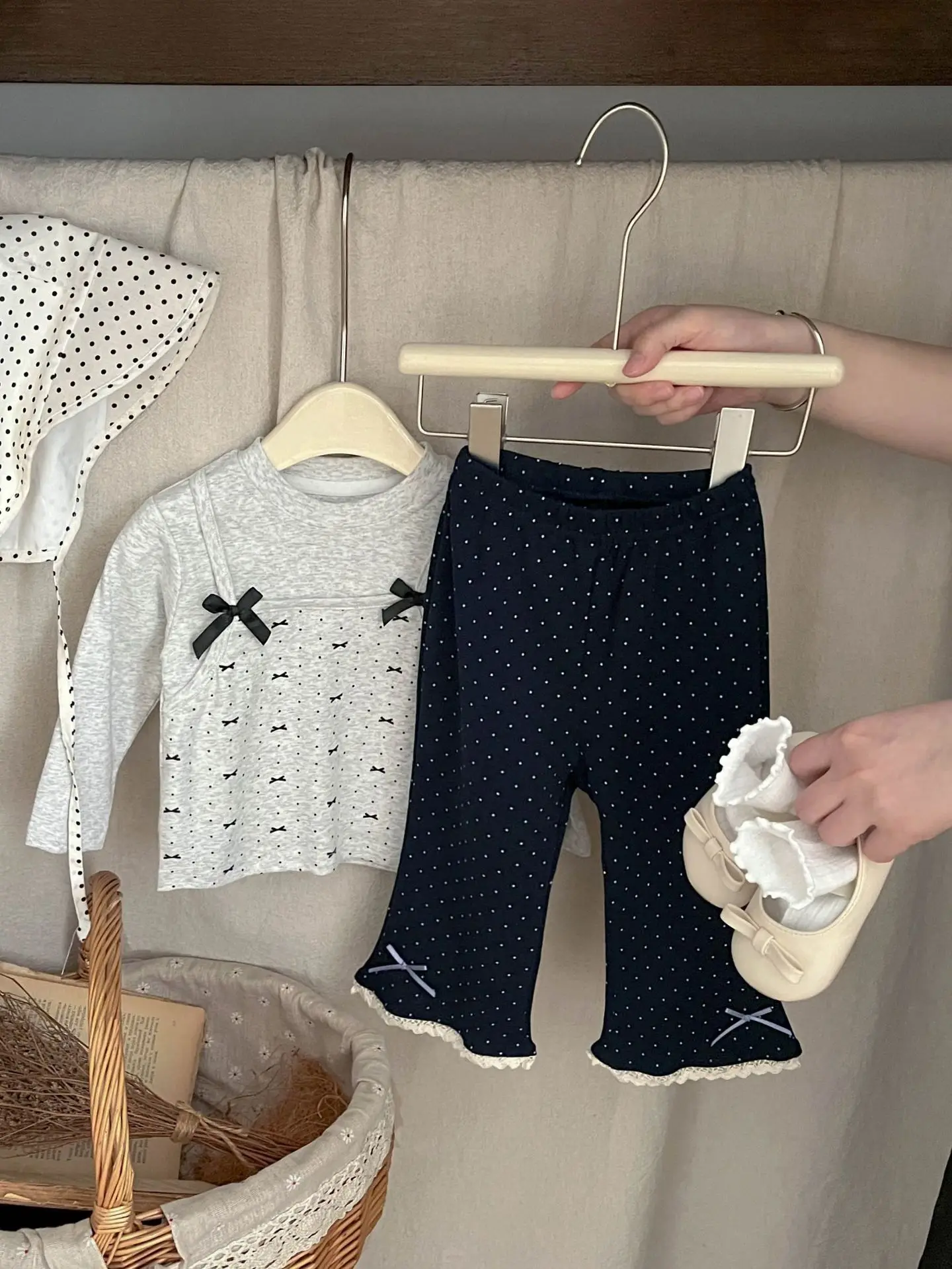 Cute Girls Bow Print Tops + Polka Dot Flared Trousers Suit Children Clothes 2025 Autumn New Baby Girl Long Sleeve Clothes Set