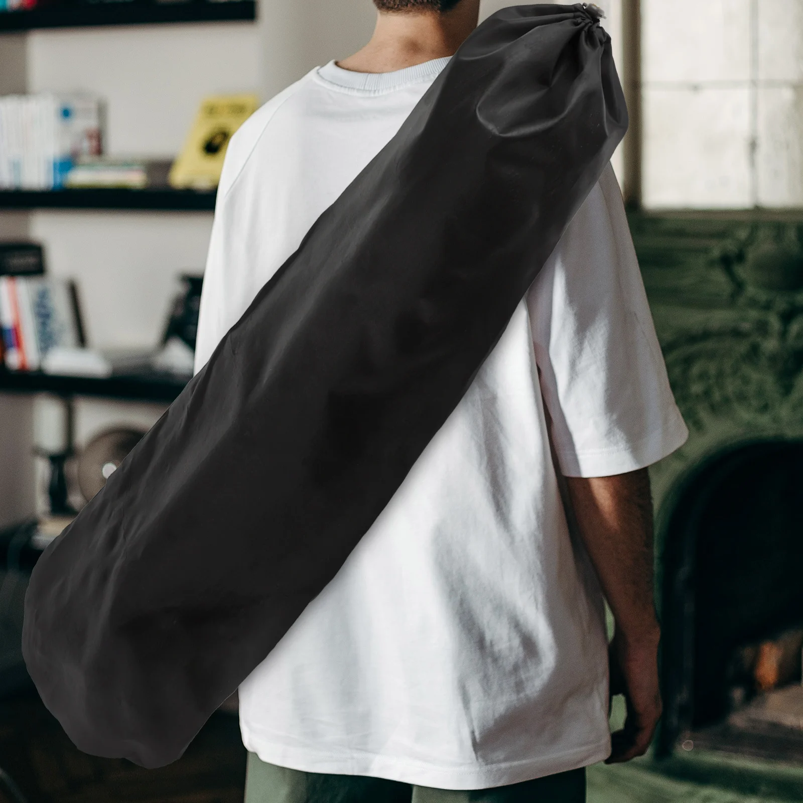 

2Pcs Skateboard Backpack Durable Oxford Cloth Shoulder Sling Convenient Carry Practical Skateboard Bag Outdoor Sports